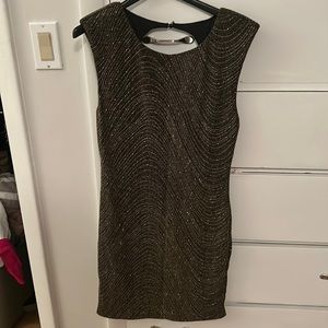 Open backing 
Party
Midi
Colored, Gold